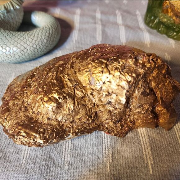 DECOUPAGE SAILBOATS AND ANCHORS ON A OYSTER SHELL - Picture 6 of 8